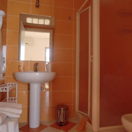 B&B Mediterraneo Mare E Sole