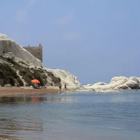 Mediterraneo Mare E Sole Couette-café 3*