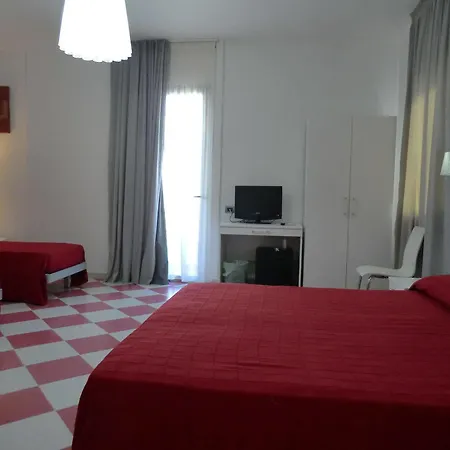 Mediterraneo Mare E Sole Bed & Breakfast