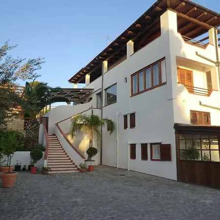 Mediterraneo Mare E Sole Bed and breakfast 4*