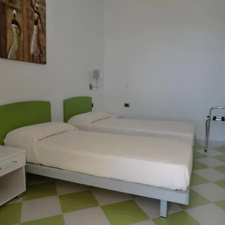 Bed & Breakfast Mediterraneo Mare E Sole Marina di Palma
