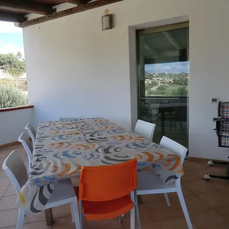 Bed & Breakfast Mediterraneo Mare E Sole