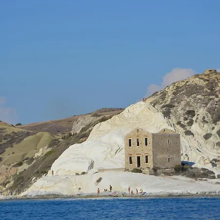 Oda ve Kahvaltı Mediterraneo Mare E Sole 4*