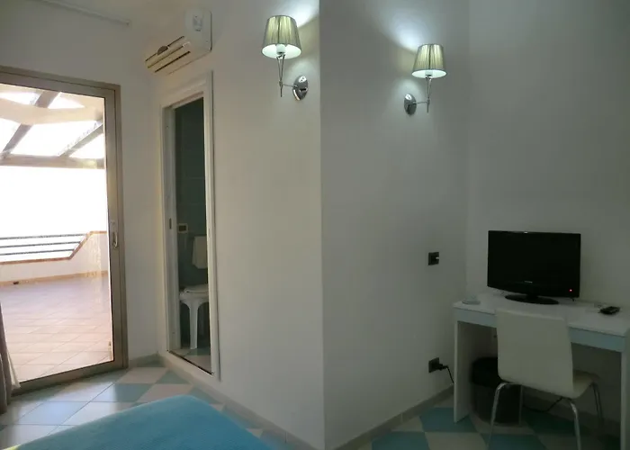 Couette-café Mediterraneo Mare E Sole